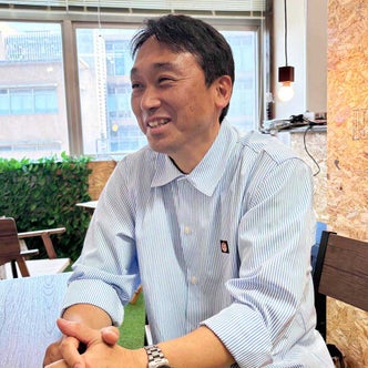 微笑む新潟大学村山先生の画像