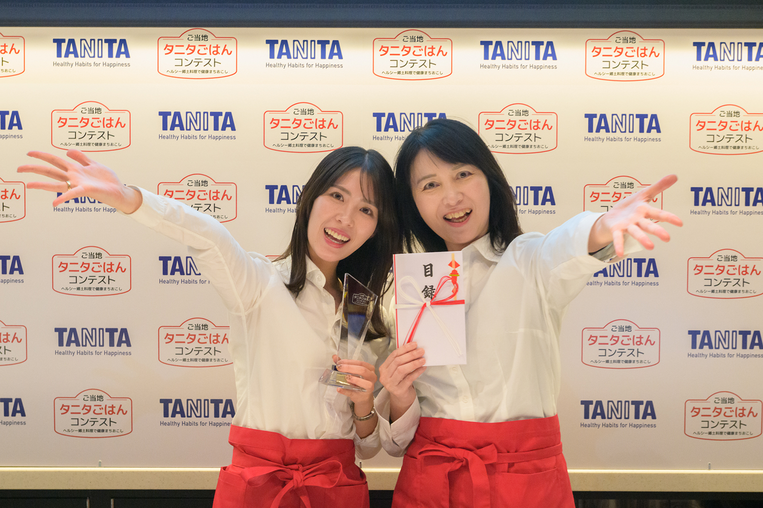 グランプリに輝いた富山県富山市【富富富（ふふふ）の２人】